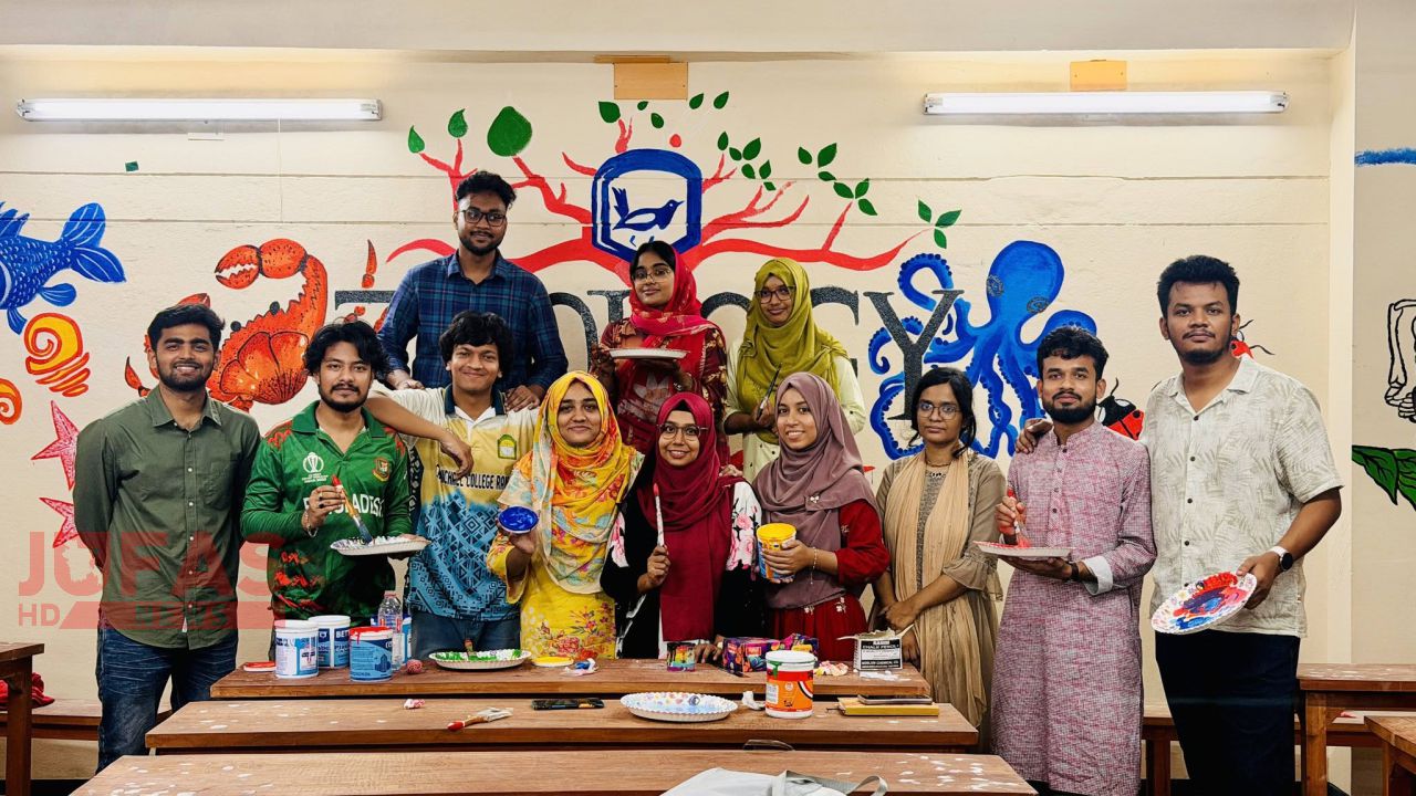 বর্ণিল সাজে কারমাইকেল কলেজের প্রাণীবিদ্যা বিভাগ, নবীনবরণের প্রস্তুতি