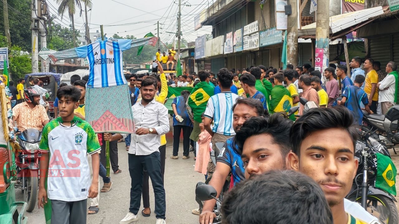 সৈয়দপুরে ব্রাজিল সমর্থকদের বর্ণাঢ্য র‍্যালি