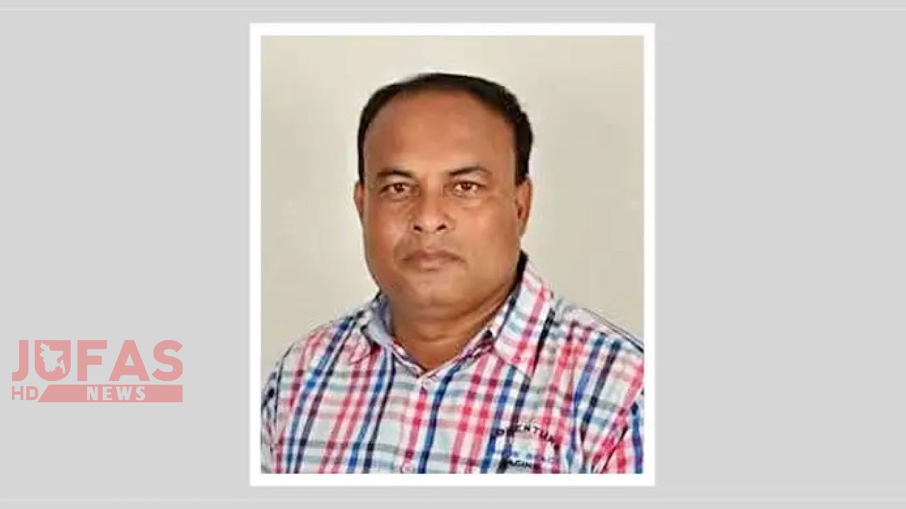 গভীর রাতে চার নারীসহ ‘আটক’ ইউপি চেয়ারম্যান