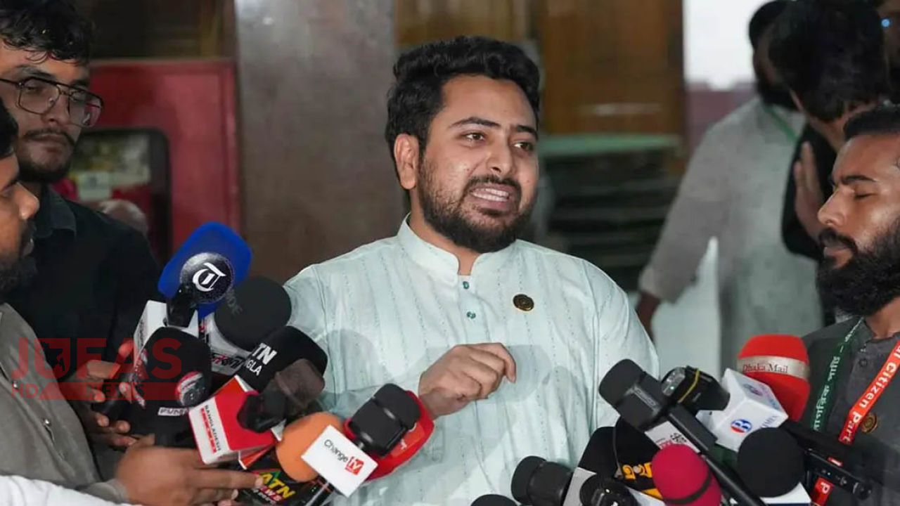 শেখ হাসিনার জন্য ফাঁসির দড়ি অপেক্ষা করছে