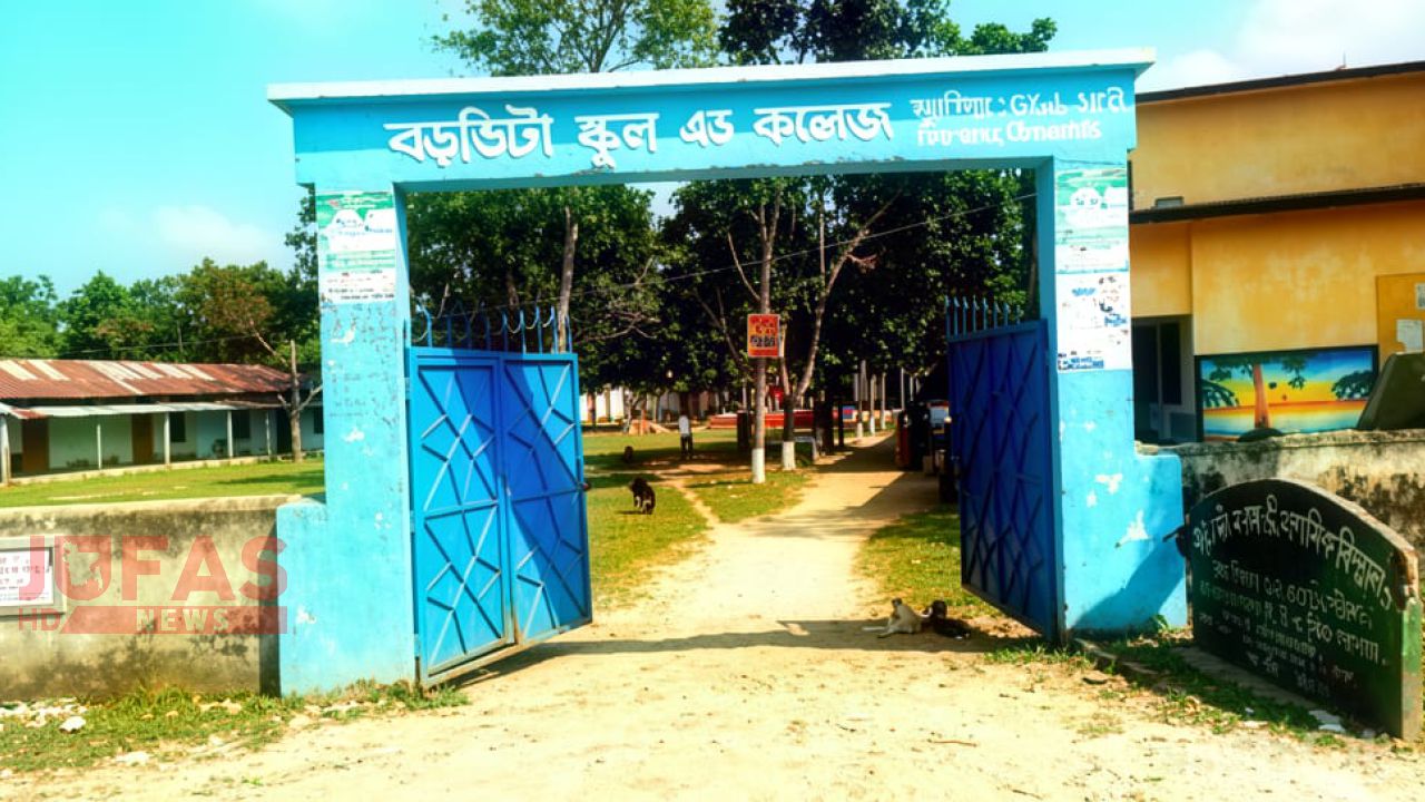 কিশোরগঞ্জে এইচএসসি পরীক্ষায় নজিরবিহীন গাফিলতি: ২০২৬-এর বদলে ২০২৫ সালের প্রশ্নে পৌনে ২ ঘণ্টা পরীক্ষা