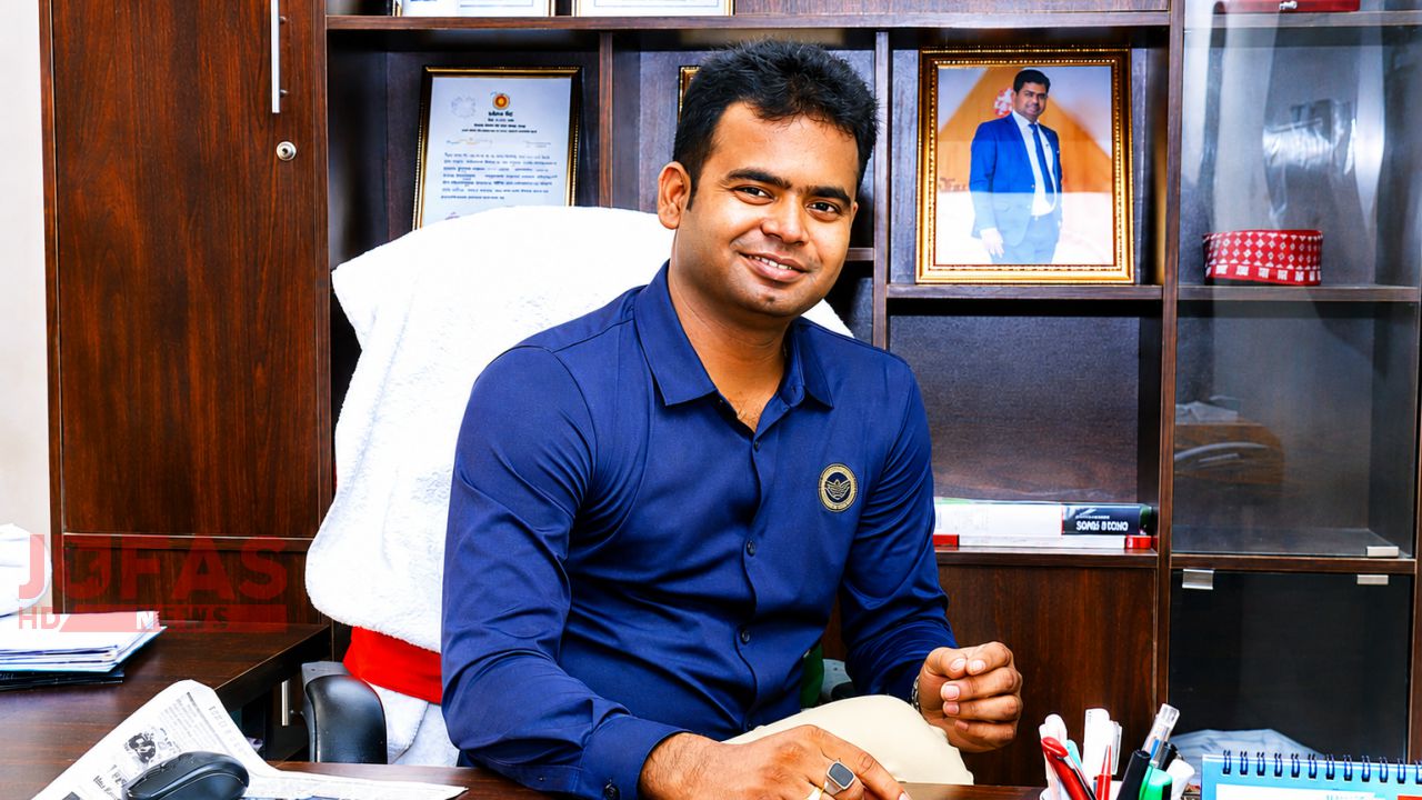 চার মামলায় আদালতের পরোয়ানা: সৈয়দপুরে ‘ড্রিমপ্লাস’ রিসোর্ট থেকে এমডি তৌহিদ গ্রেপ্তার