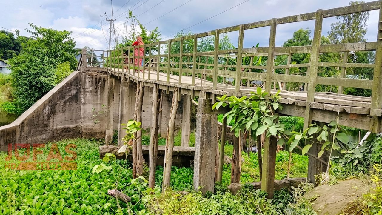 রৌমারীতে একটি সেতুর জন্য ২০ হাজার মানুষের দুর্ভোগ