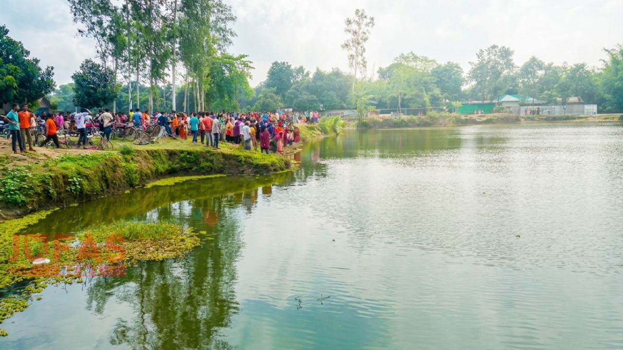 বালিয়াডাঙ্গীতে পুকুরে ভাসমান লাশ উদ্ধার, হত্যার সন্দেহ