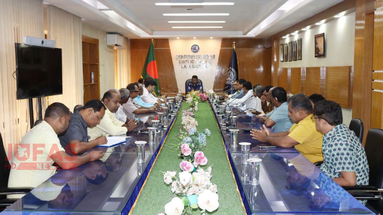 দুর্গাপূজায় সর্বোচ্চ সতর্ক লালমনিরহাট পুলিশ, মণ্ডপে থাকছে সিসিটিভি 