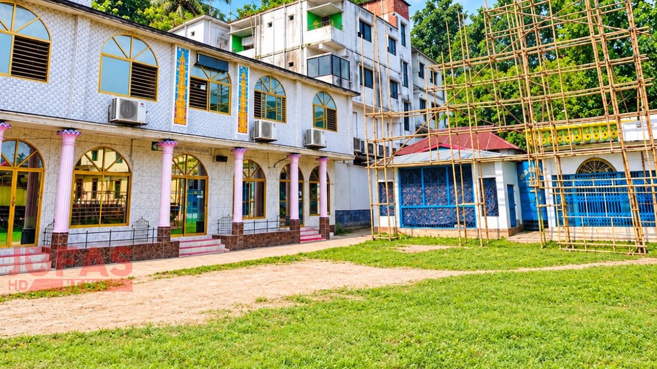 একই আঙিনায় মসজিদ-মন্দির, সম্প্রীতির অনন্য দৃষ্টান্ত লালমনিরহাটে