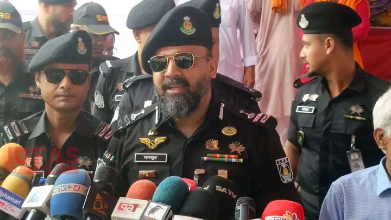  নীলফামারীতে দূর্গাপুজায় নিরাপত্তা জোরদার করেছে এসআরবি ১৩